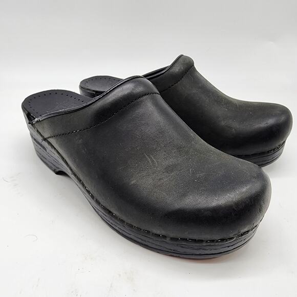 Dansko Shoes - Dansko Sonja Open Back Clog Black Oiled Leather Slip-on Shoes EU 35 US 5